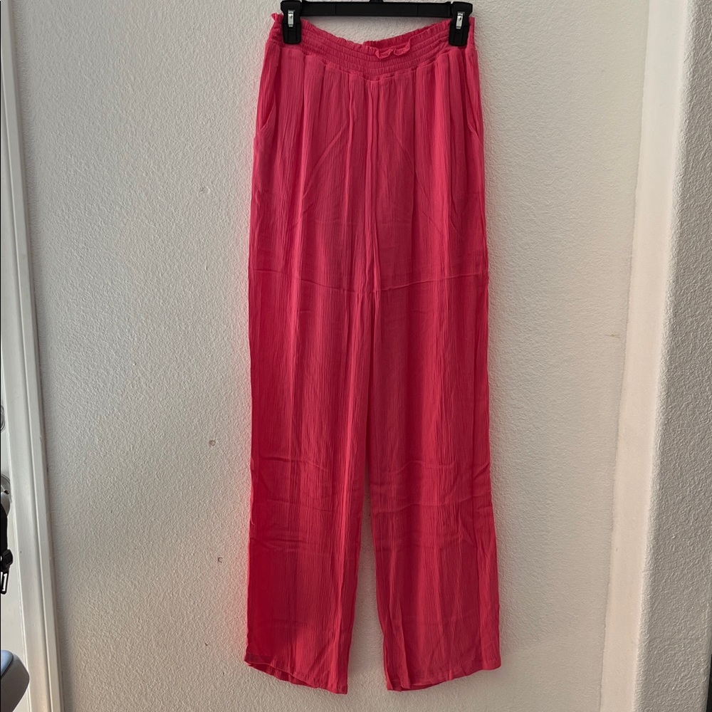 Flowy Wide-Leg Pants in Fuchsia Pink